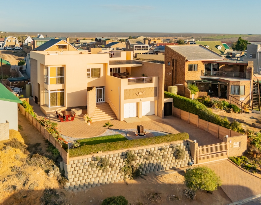 3 Bedroom Property for Sale in Louis Rood Western Cape